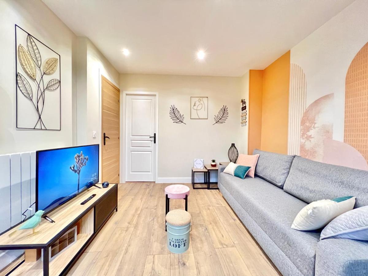 Appartamento L'Odyssee, A 5 Min De La Gare ~ Fibre + Parking Poitiers Esterno foto